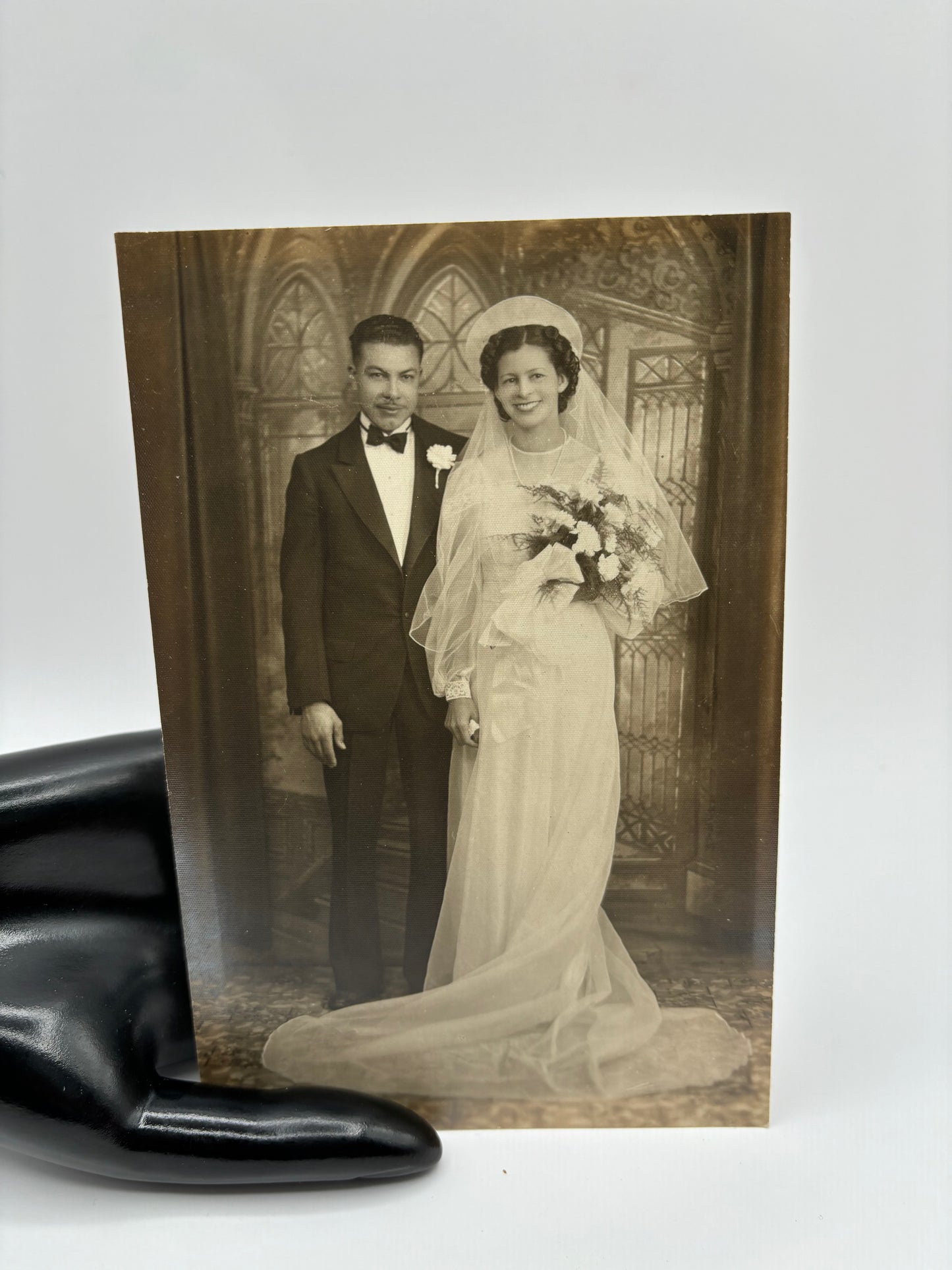 Early 1900s Bride & Groom